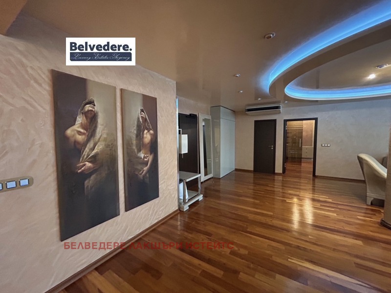 Til leie  1 soverom Sofia , Tsentar , 170 kvm | 56046028 - bilde [2]