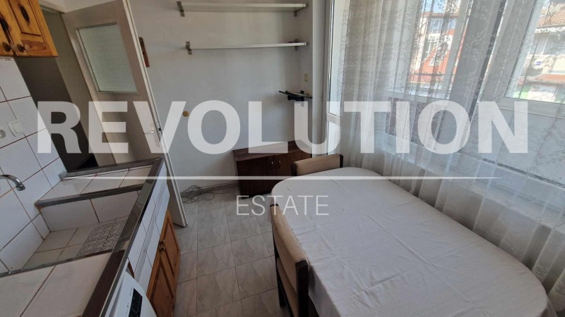 Дава под наем 3-СТАЕН, гр. Варна, Лятно кино Тракия, снимка 8 - Апартаменти - 53200821