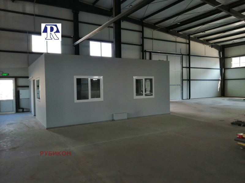 K pronájmu  Úložný prostor Plovdiv , Industrialna zona - Jug , 2000 m2 | 95805495 - obraz [3]