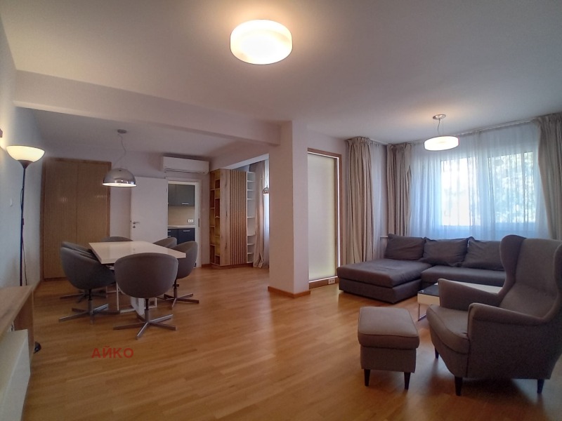 A louer  1 chambre Sofia , Tsentar , 75 m² | 26211591