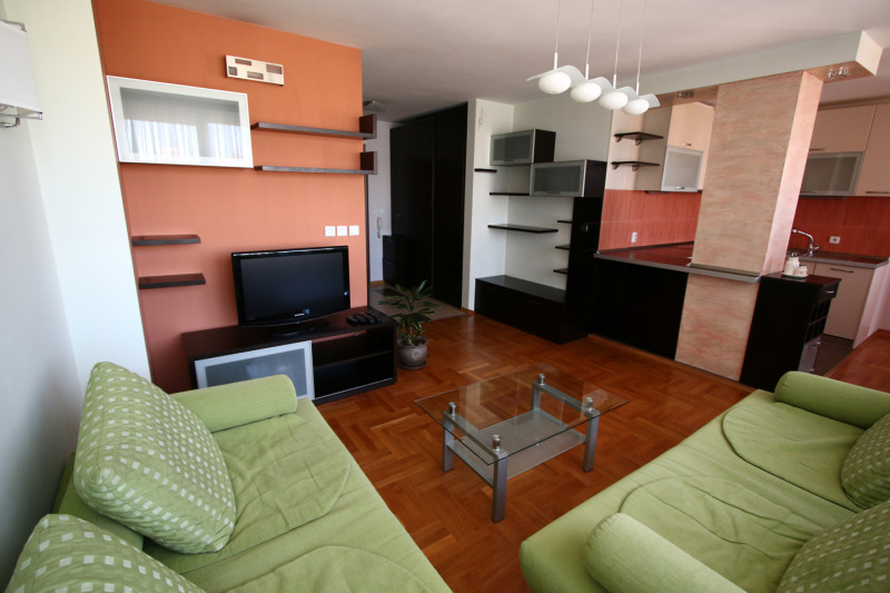 Da affittare  1 camera da letto Sofia , Manastirski livadi , 70 mq | 50492693