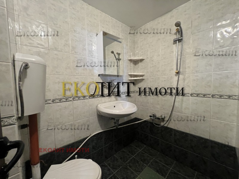 Дава под наем ЕТАЖ ОТ КЪЩА, гр. София, Яворов, снимка 7 - Етаж от къща - 53268324