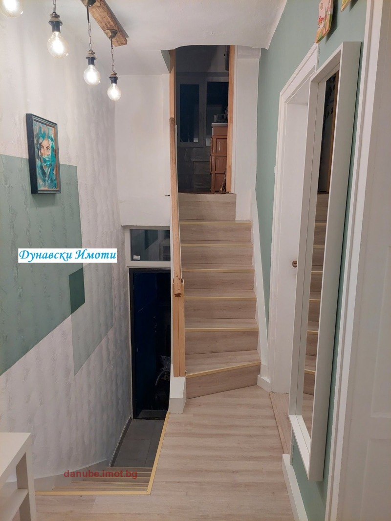 Издаје се  Кућа Русе , Центар , 70 м2 | 65823977 - слика [8]