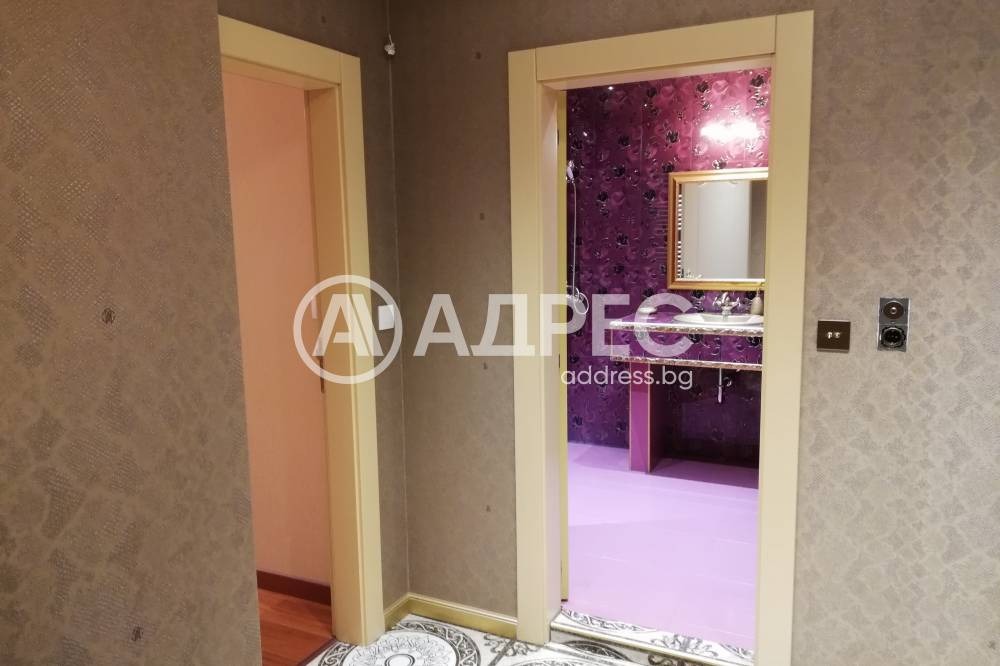 Дава под наем 2-СТАЕН, гр. София, Център, снимка 8 - Апартаменти - 54352622