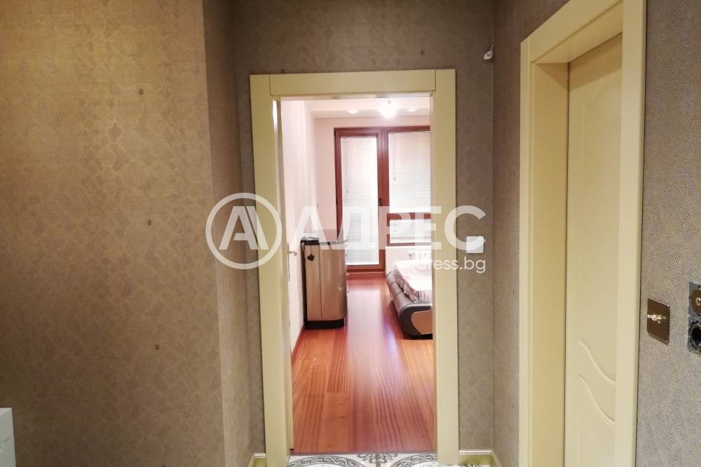 Дава под наем 2-СТАЕН, гр. София, Център, снимка 5 - Апартаменти - 54352622