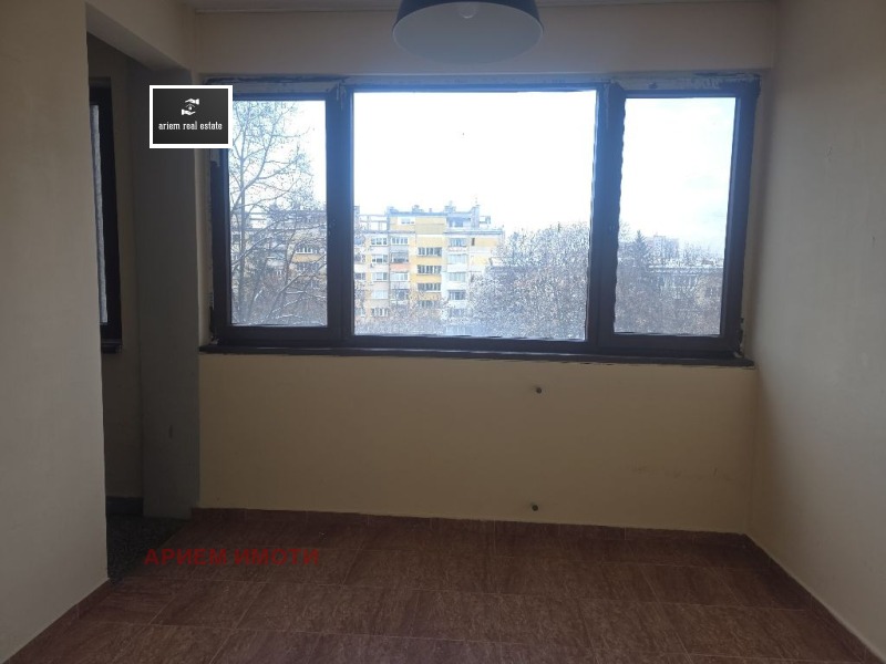 Дава под наем 2-СТАЕН, гр. София, Гео Милев, снимка 3 - Апартаменти - 53036165