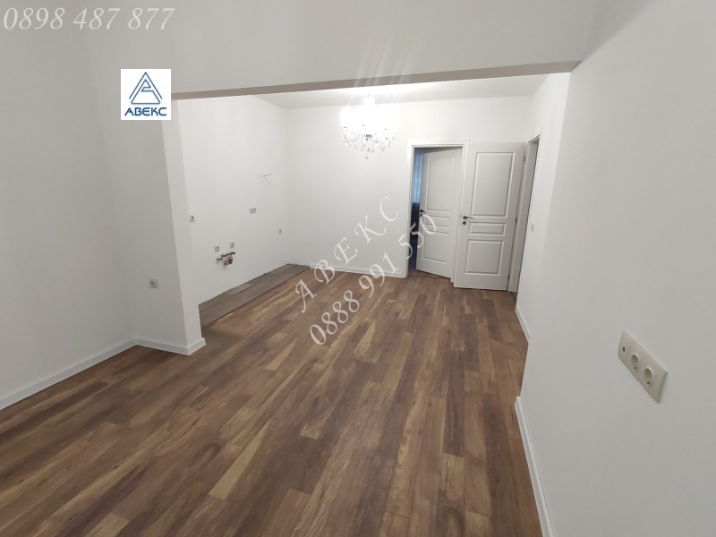 Дава под наем 3-СТАЕН, гр. София, Център