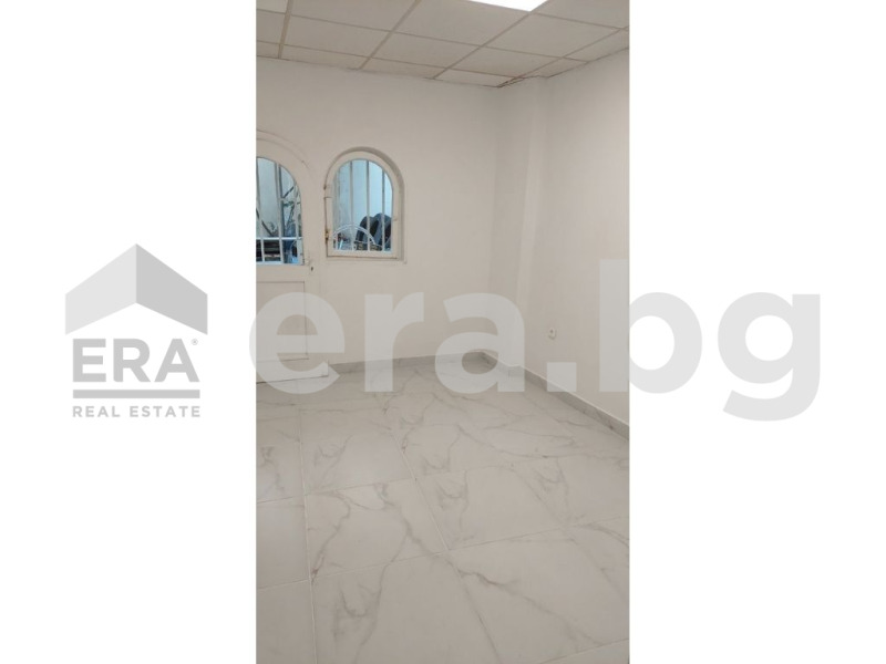 Издаје се  Схоп Варна , Операта , 52 м2 | 48848713 - слика [2]