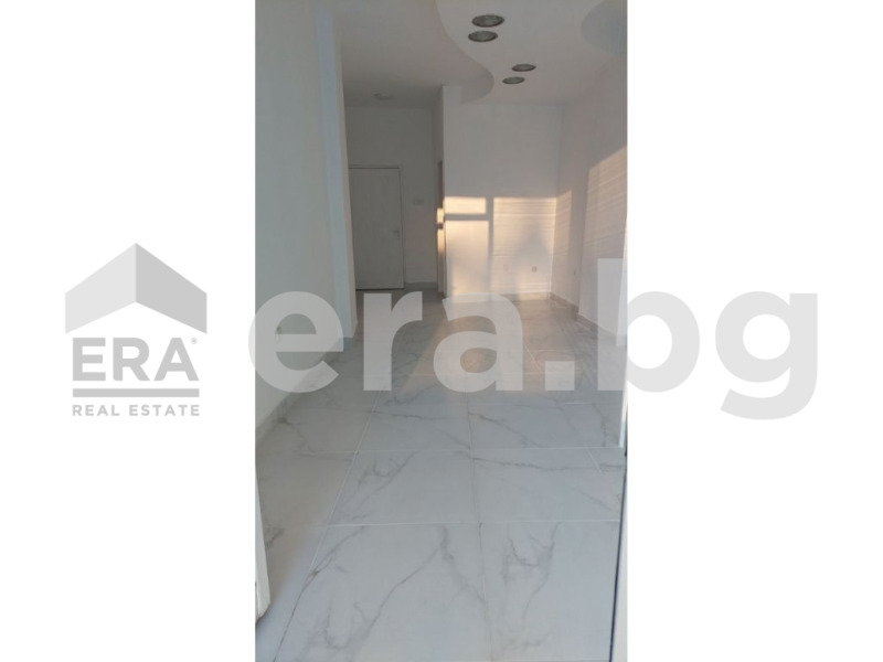 Дава под нем  Магазин, град Варна, Операта •  400 EUR • ID 30381454 — holmes.bg - [1] 