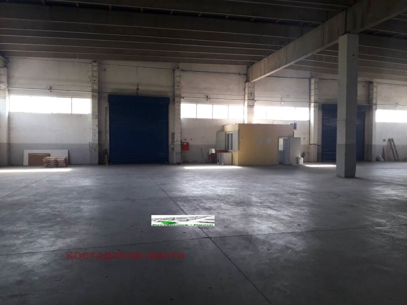 Te huur  Opslag Plovdiv , Industrialna zona - Jug , 1782 m² | 97294948 - afbeelding [5]