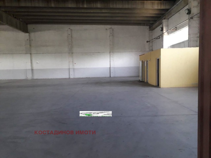 Te huur  Opslag Plovdiv , Industrialna zona - Jug , 1782 m² | 97294948 - afbeelding [6]