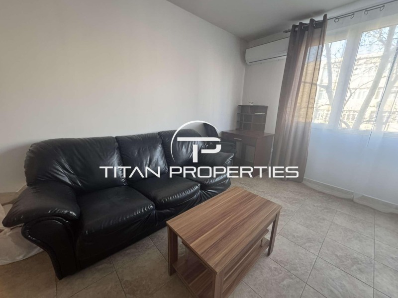 Do wynajęcia  1 sypialnia Warna , Ljatno kino Trakija , 54 mkw | 66465899 - obraz [2]