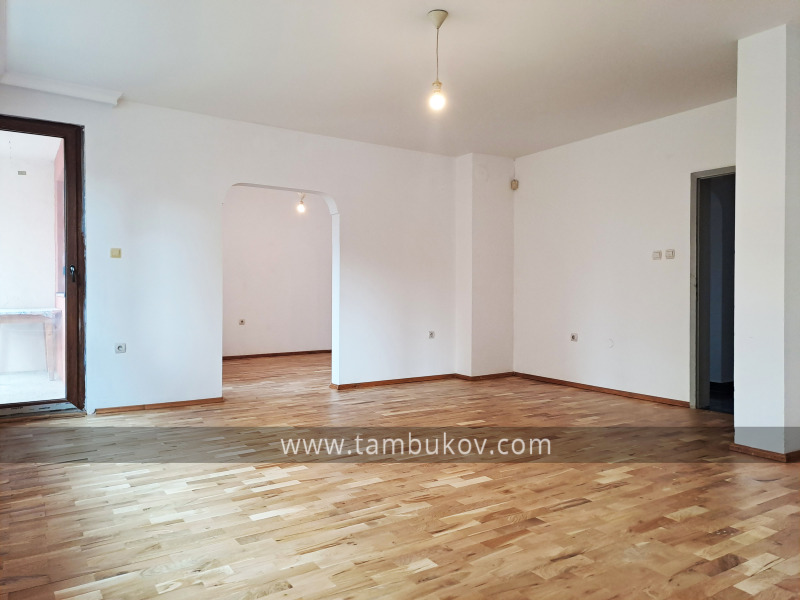 Da affittare  3 camere da letto Sofia , Pavlovo , 130 mq | 32435725 - Immagine [2]