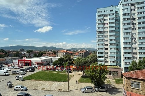 Дава под наем 4-СТАЕН, гр. Търговище, Център, снимка 4 - Апартаменти - 55523956