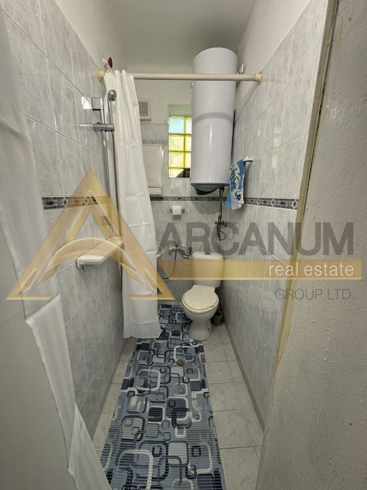 Дава под наем КЪЩА, гр. Варна, Колхозен пазар, снимка 12 - Къщи - 53024035