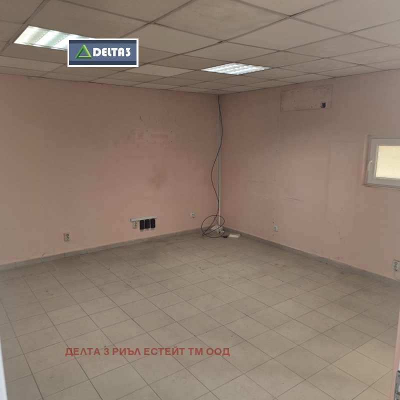 Дава под наем СКЛАД, гр. София, Военна рампа, снимка 6 - Складове - 53354539