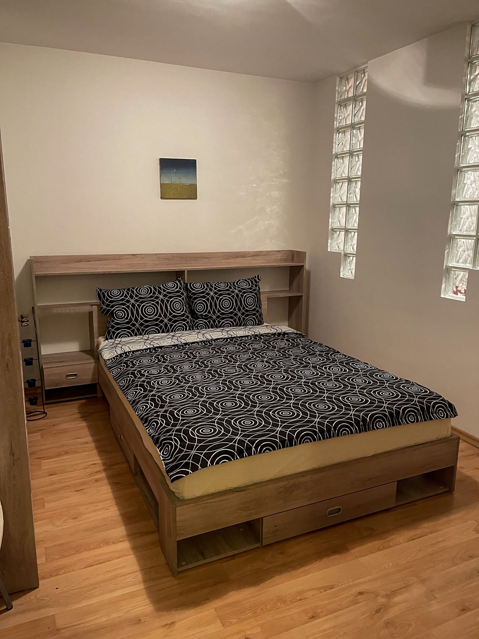 Дава под наем 2-СТАЕН, гр. София, Хиподрума, снимка 1 - Апартаменти - 53913103