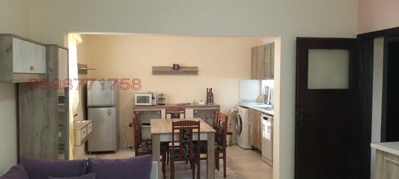Дава под Наем ЕТАЖ ОТ КЪЩА в град Варна, с. Звездица - 65 кв.м / 730 € » 1 427.76 лв.