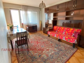 1 soverom Mladost, Gabrovo