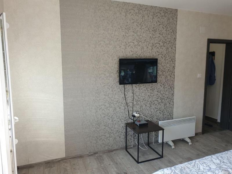 Издаје се  1 спаваћа соба Габрово , Центар , 70 м2 | 72109318 - слика [6]