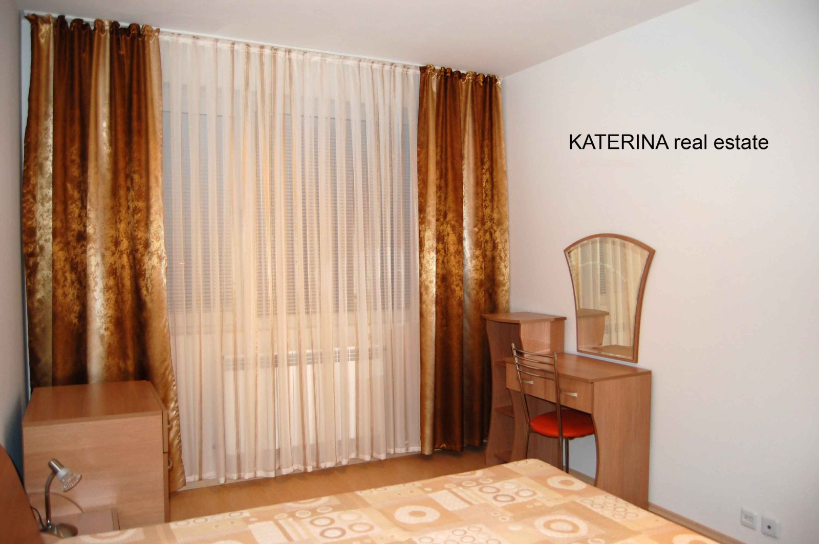 Дава под наем 3-СТАЕН, гр. София, Лозенец, снимка 9 - Апартаменти - 54353081