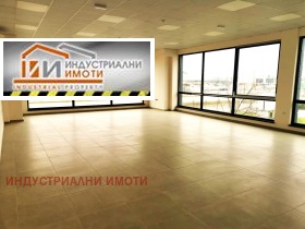 ОФИС, 240 m2