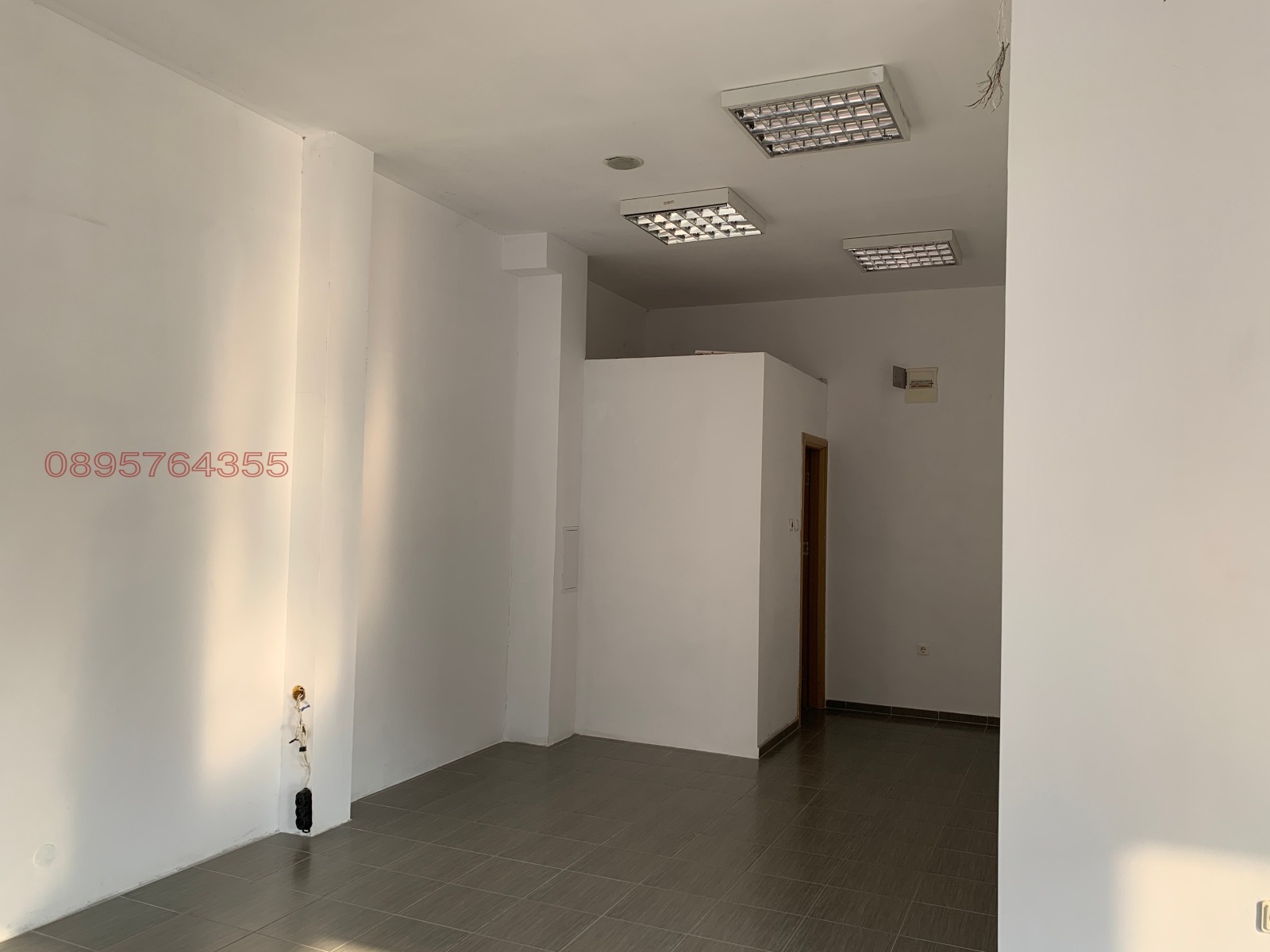 Дава под наем ОФИС, гр. Пловдив, Христо Смирненски, снимка 7 - Офиси - 54021900