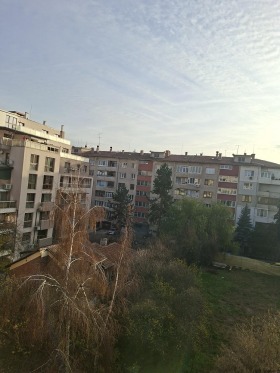 ���� ��� ���� 1-����� | Imot.bg � ����� ������ 12