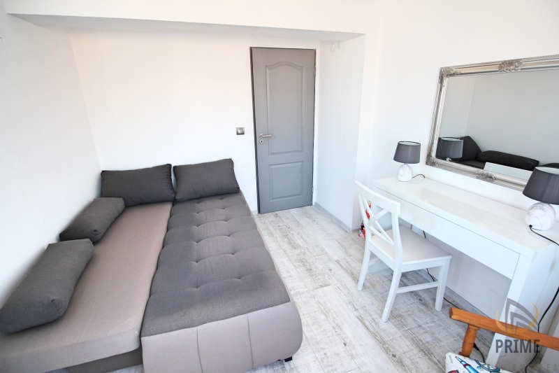 Дава под наем 3-СТАЕН, гр. Бургас, Лазур, снимка 13 - Апартаменти - 53083789