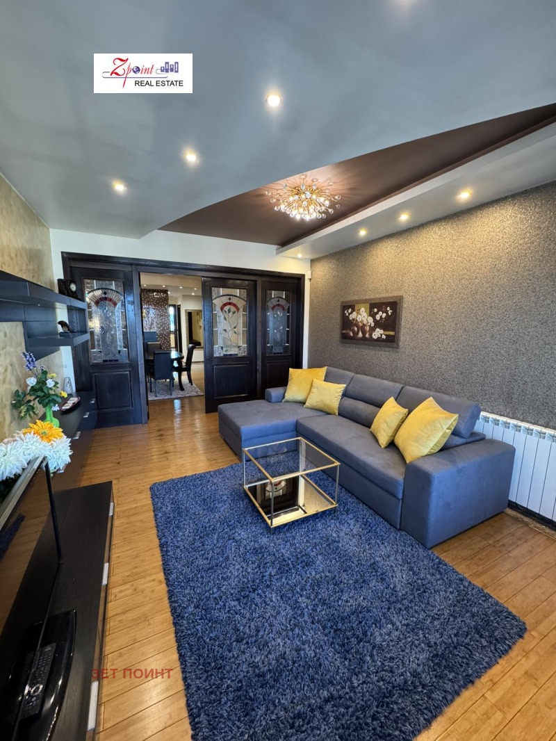 Дава под наем 3-СТАЕН, гр. София, Център