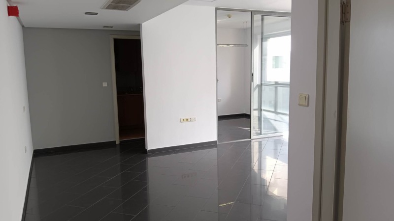 Дава под наем ОФИС, гр. София, Център