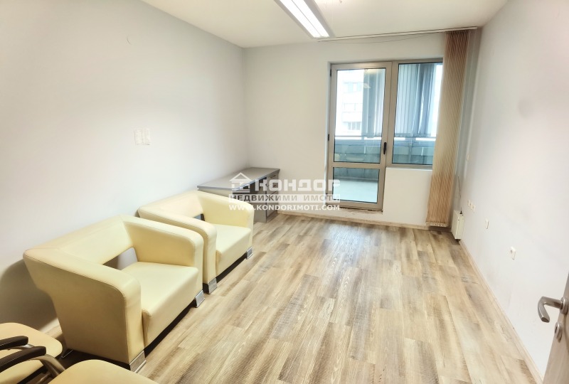 De inchiriat  Birou Plovdiv , Țentâr , 170 mp | 36296518 - imagine [4]