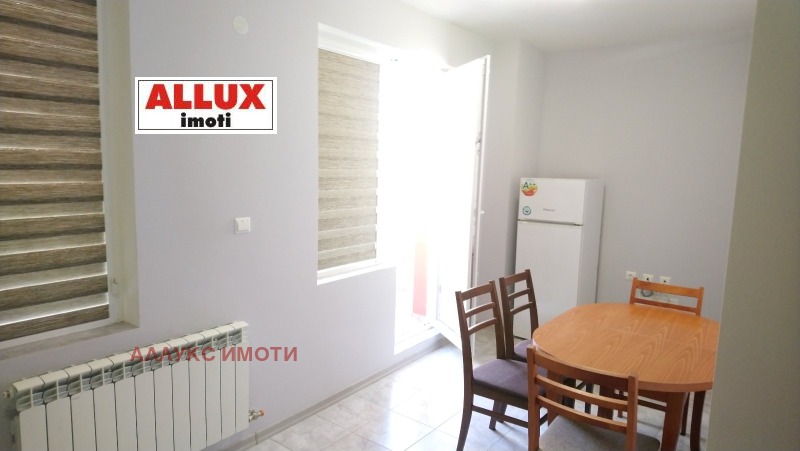 Te huur  1 slaapkamer Ruse , Sjirok tsentar , 70 m² | 33373075 - afbeelding [15]