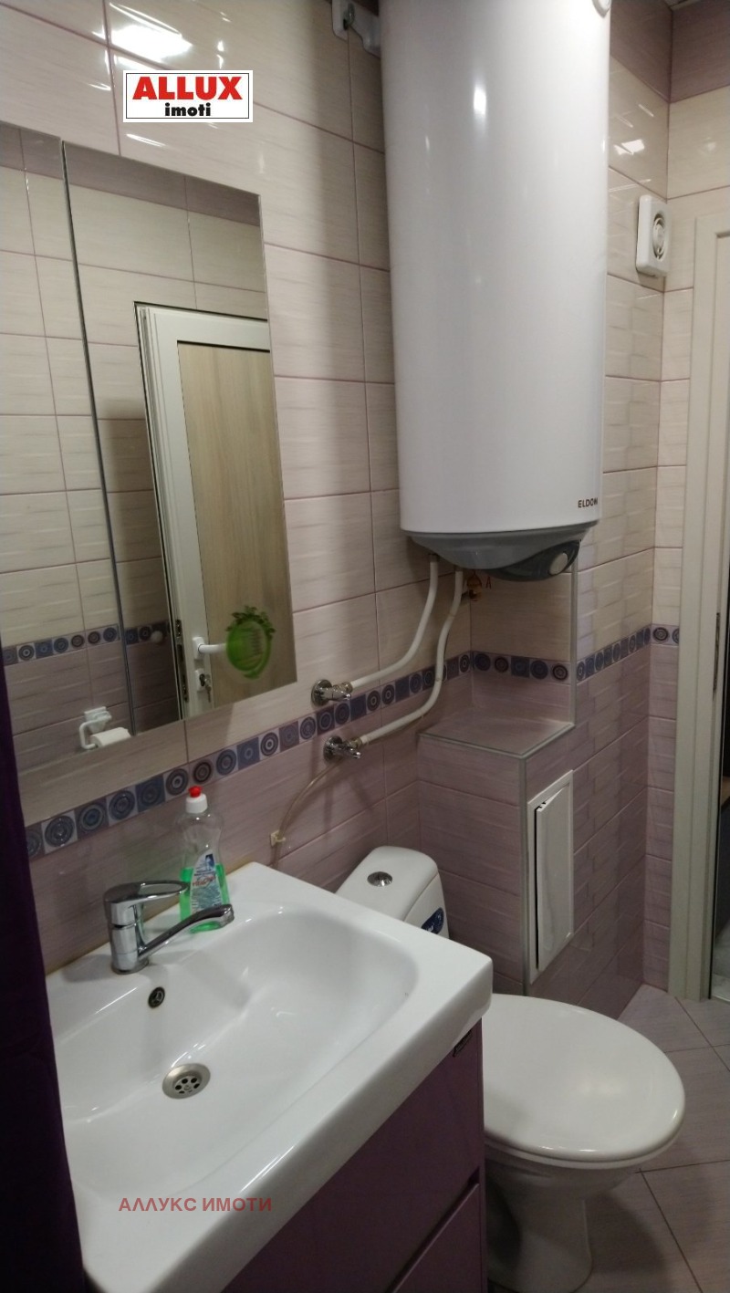 Te huur  1 slaapkamer Ruse , Sjirok tsentar , 70 m² | 33373075 - afbeelding [9]