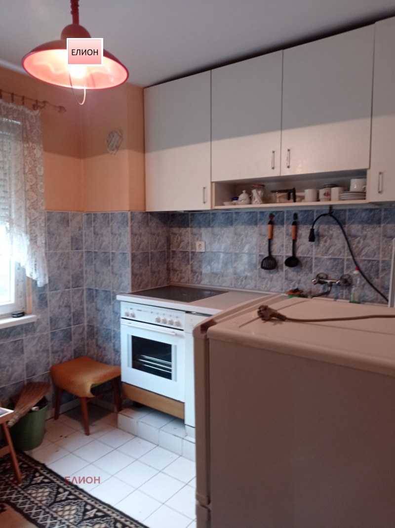 В аренду  1 спальня Перник , Мошино , 67 кв.м | 81886708
