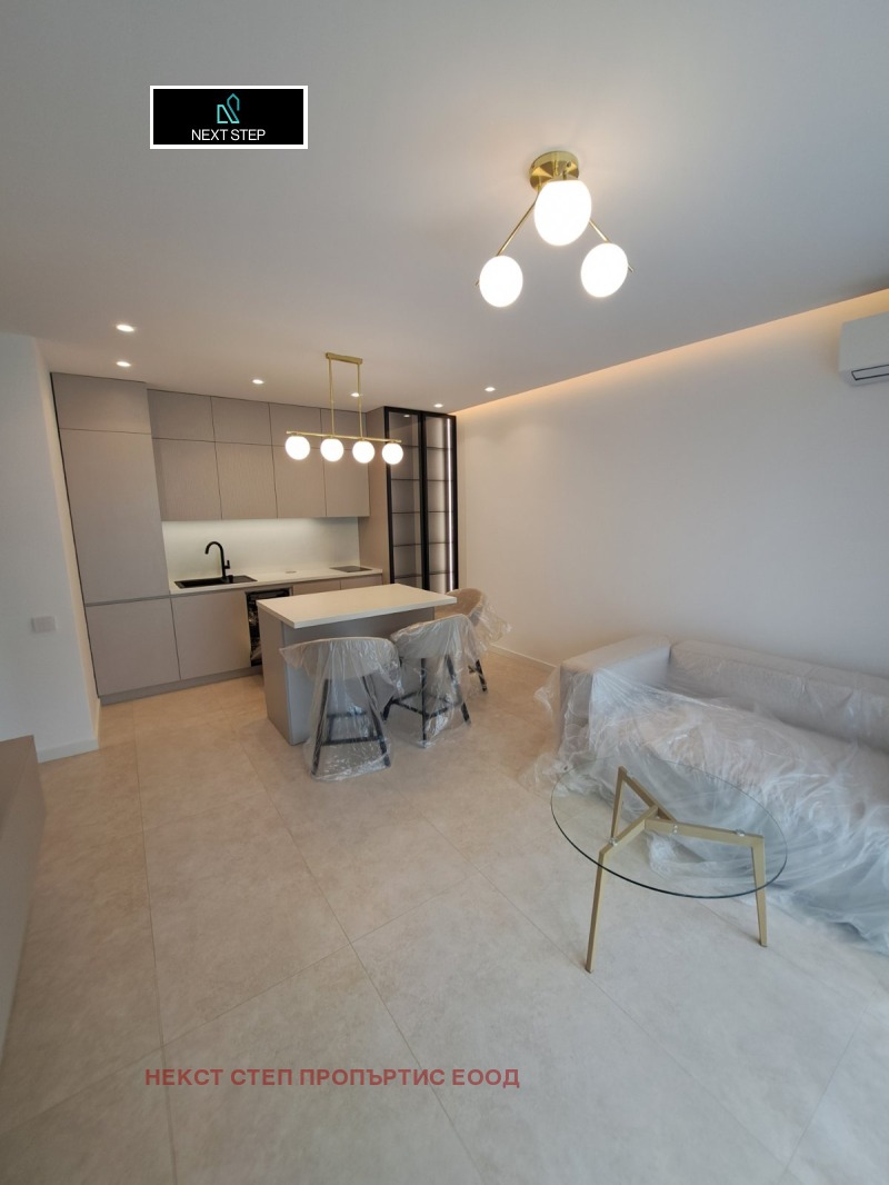En renta  1 dormitorio Sofia , Poligona , 67 metros cuadrados | 41118262 - imagen [3]