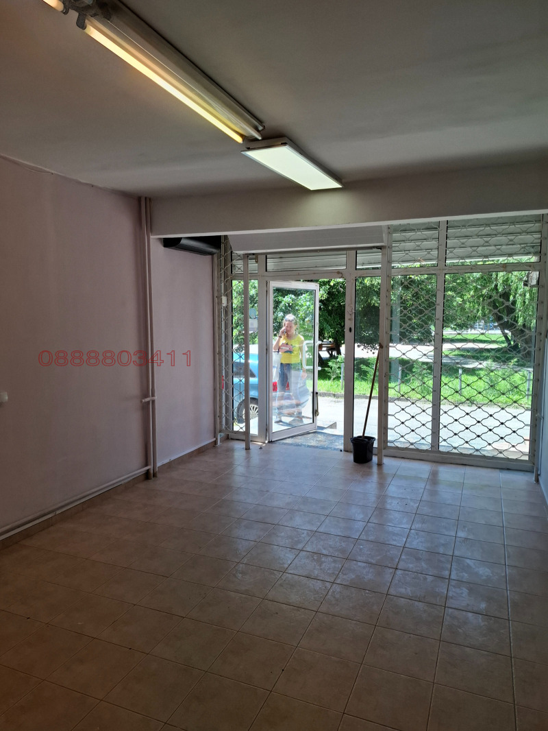 K pronájmu  Prodejna Sofia , Vrabnica 1 , 45 m2 | 31962148 - obraz [3]