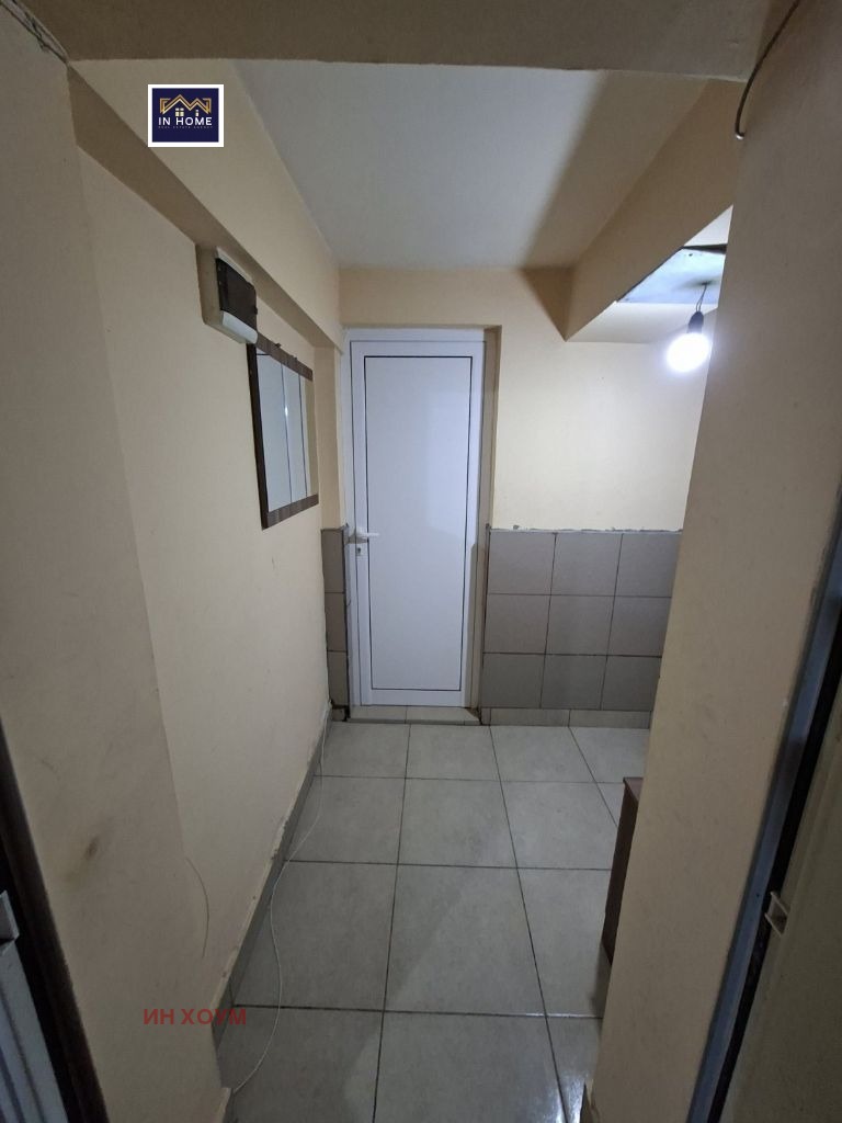Дава под наем СКЛАД, гр. София, Център, снимка 4 - Складове - 55920842