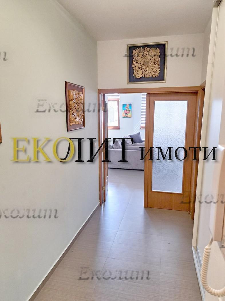 K pronájmu  2 ložnice Sofia , Centar , 128 m2 | 73899125 - obraz [2]