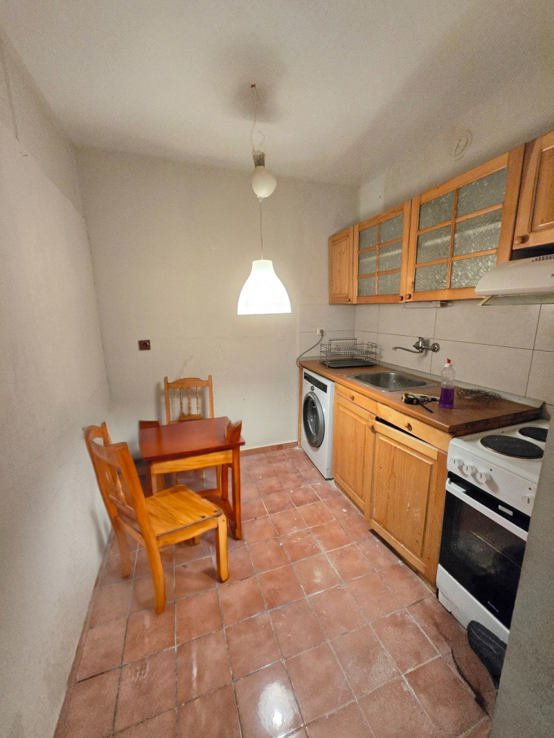 Дава под наем 2-СТАЕН, гр. София, Толстой, снимка 4 - Апартаменти - 52977067