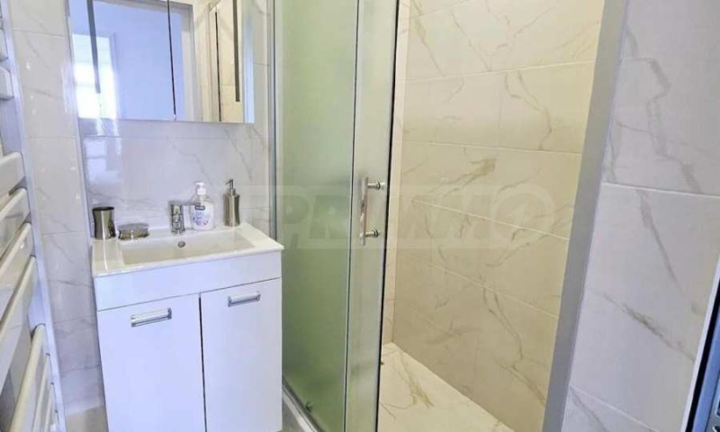 De inchiriat  1 dormitor Varna , Țentâr , 71 mp | 72477845 - imagine [9]