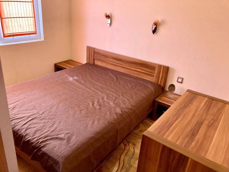 Zu vermieten  2 Schlafzimmer Burgas , Lazur , 85 qm | 24581348 - Bild [13]