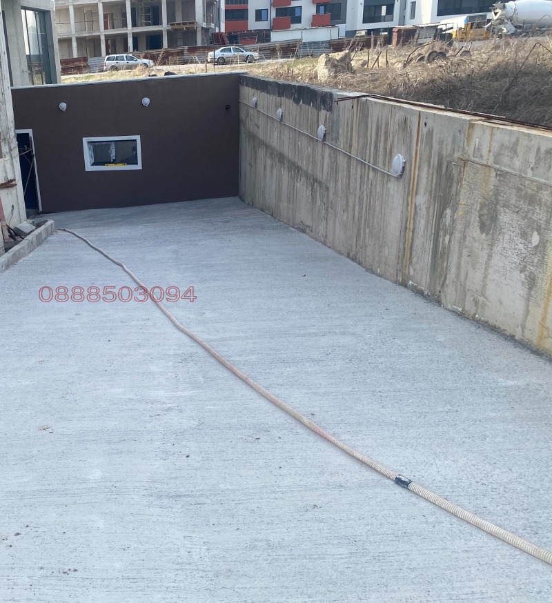 Дава под наем ГАРАЖ, ПАРКОМЯСТО, гр. Перник, Ладовица, снимка 2 - Гаражи и паркоместа - 52784202