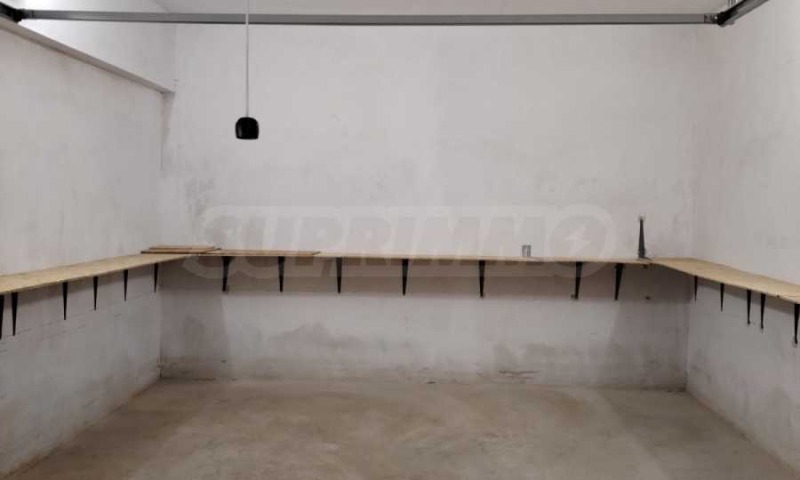 Дава под наем ГАРАЖ, ПАРКОМЯСТО, гр. Варна, Кайсиева градина, снимка 5 - Гаражи и паркоместа - 53018530