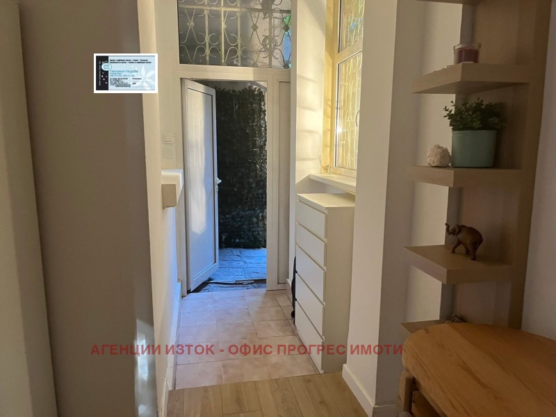 Дава под наем  1-стаен град София , Център , 60 кв.м | 33030250 - изображение [14]