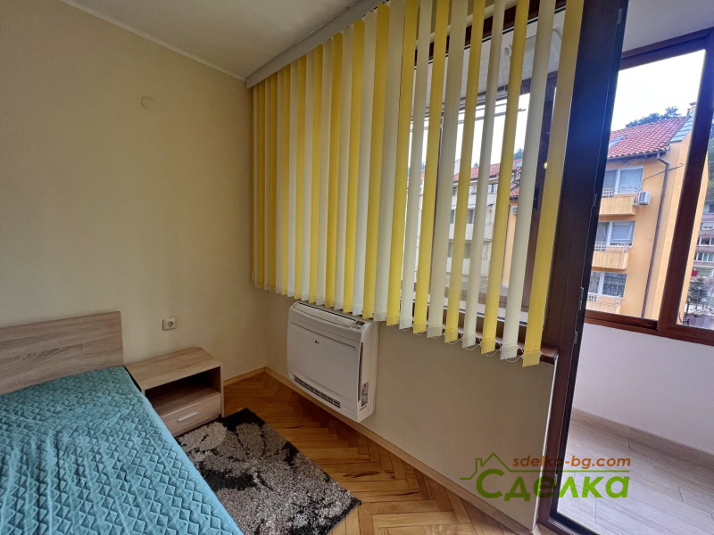 De inchiriat  1 dormitor Gabrovo , Țentâr , 50 mp | 54869100 - imagine [7]
