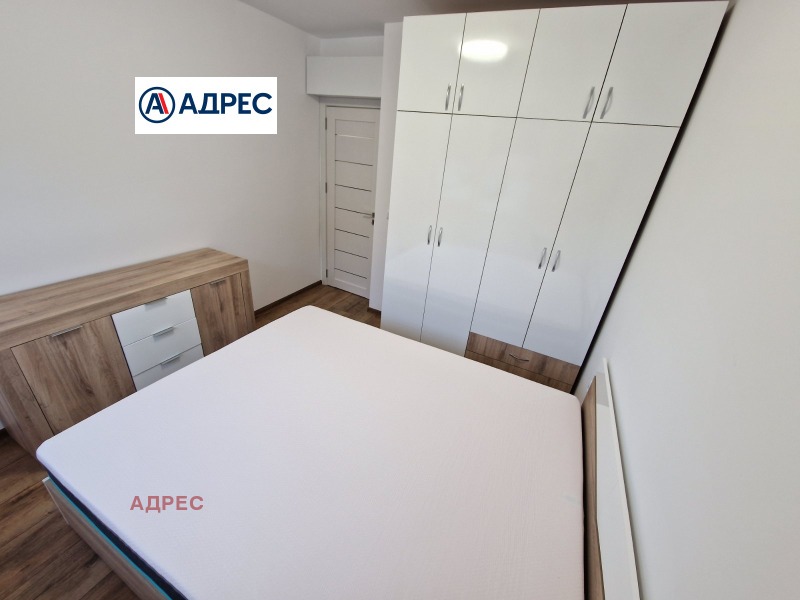 Zu vermieten  1 Schlafzimmer Warna , Wazraschdane 3 , 55 qm | 62633717 - Bild [4]