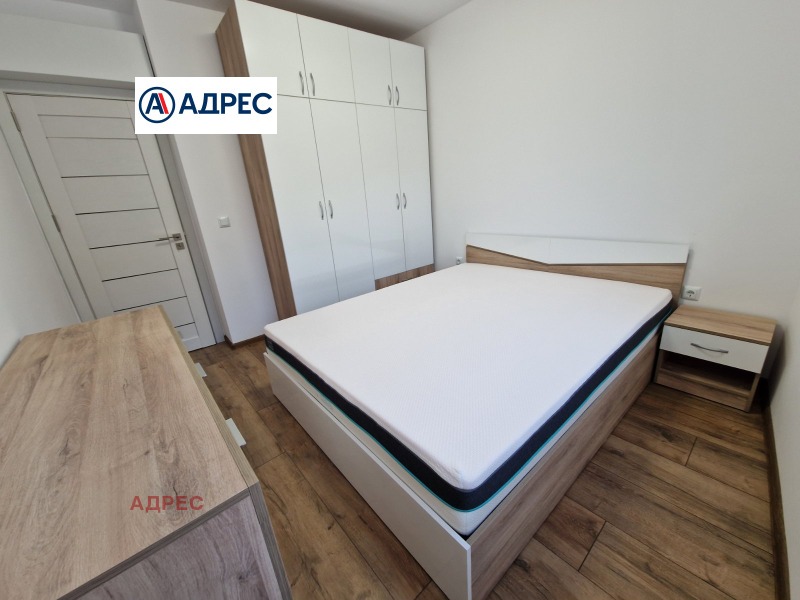 Zu vermieten  1 Schlafzimmer Warna , Wazraschdane 3 , 55 qm | 62633717 - Bild [3]