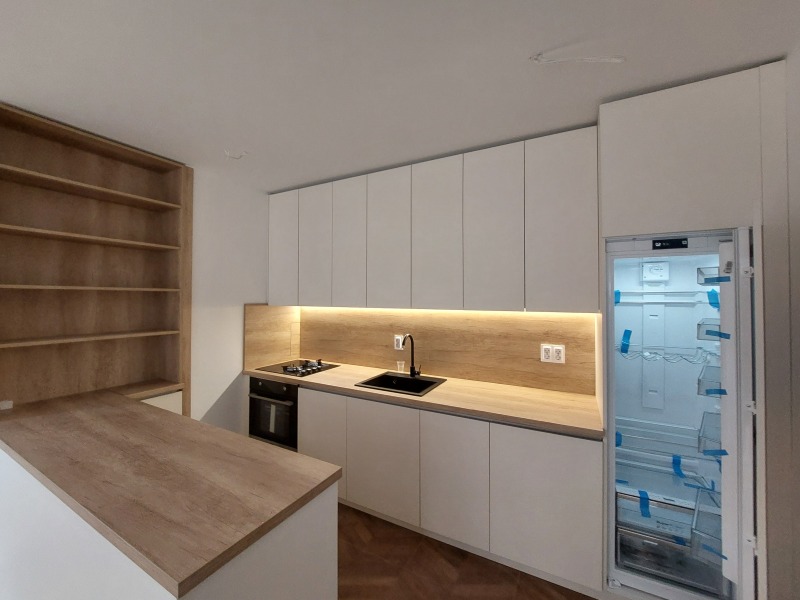 В оренду  2 спальні София , Витоша , 105 кв.м | 36926158