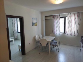 1 bedroom Vazrazhdane, Burgas 1